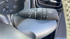 Toyota Yaris 1.5 Hybrid Icon 5dr CVT Hybrid Hatchback